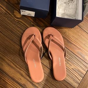 Hari Mari Rosette sandals W7 NWT
